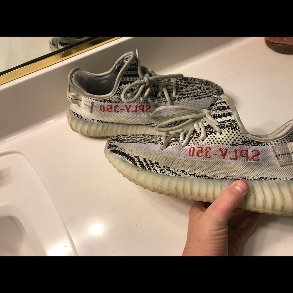 Yezzy boost 350 v2//worn//100% authentic//200$